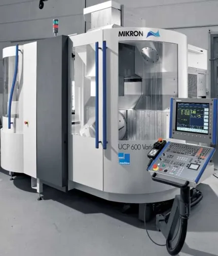 Mikron UCP 600 Vario five-axis milling machine in the Muzzano workshop